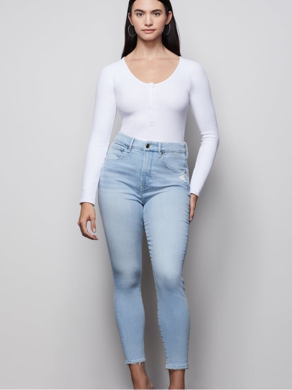 Good American Good Waist Crop Light Wash Skinny Jeans Size 12/31 Organic Cotton